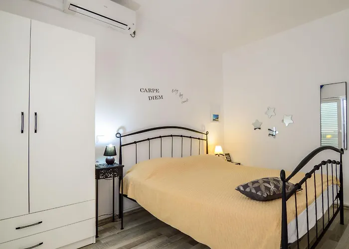 Apartman Mirela-1 By Interhome