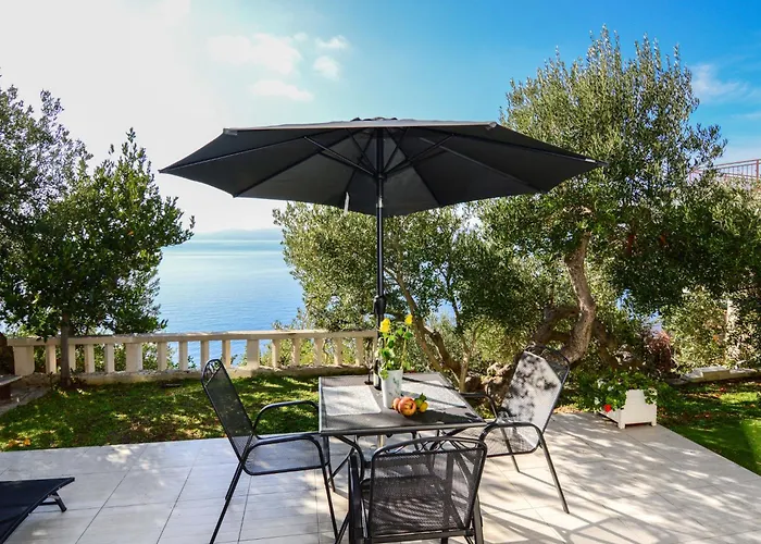 Mirela-1 By Interhome Apartman Omiš